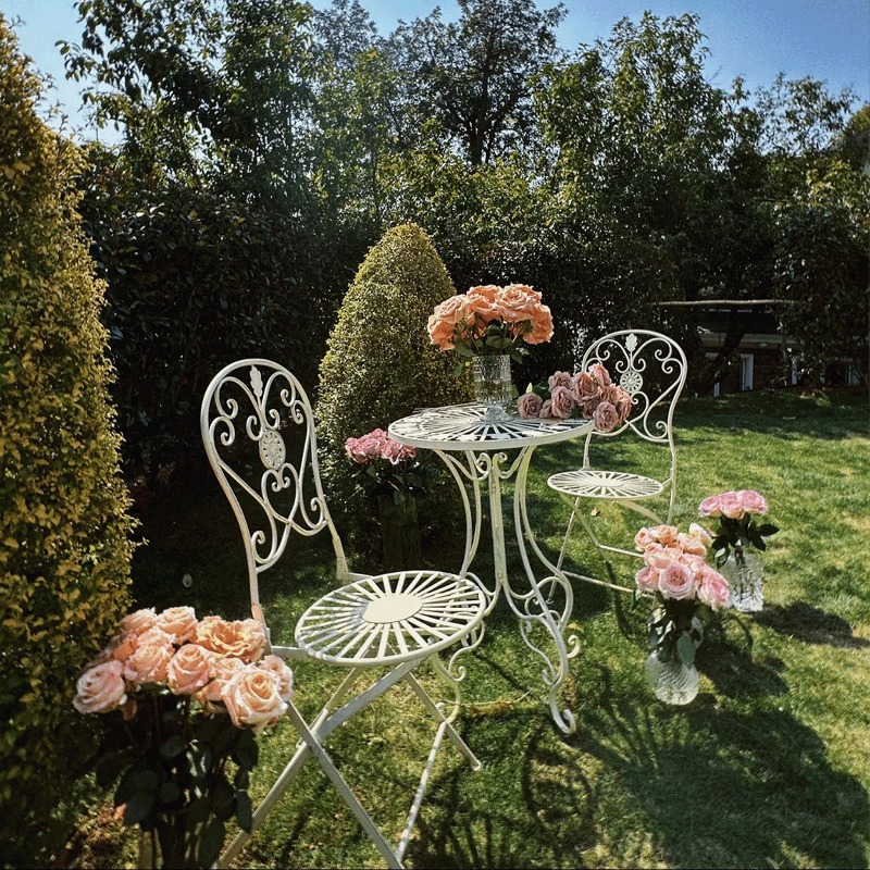 طاولة وكراسي حديدية فرنسية عتي - مراجعة Outdoor Furniture Iron وسعره